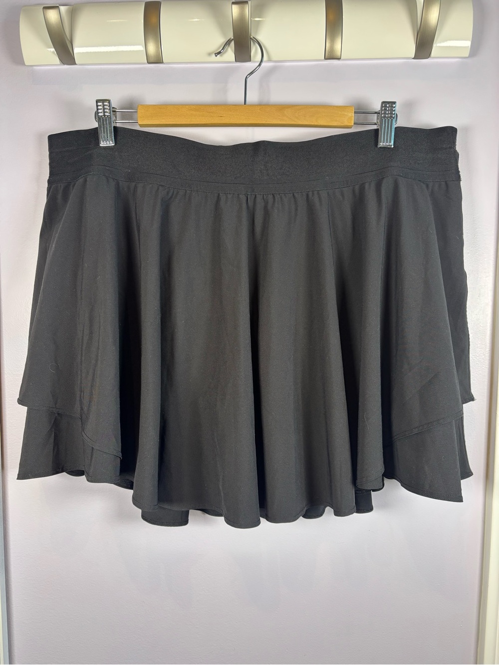 lululemon athletica Court Rival High Waist Black Active Sporty Circle Skirt  18